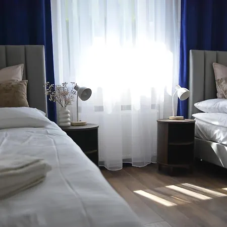 Cozy Corner * Mirkow