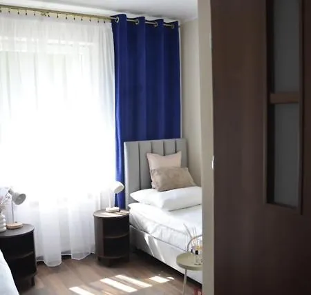 Cozy Corner בית הארחה *