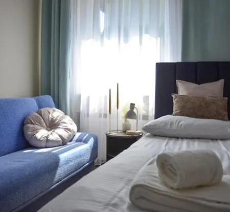 Cozy Corner * Mirkow