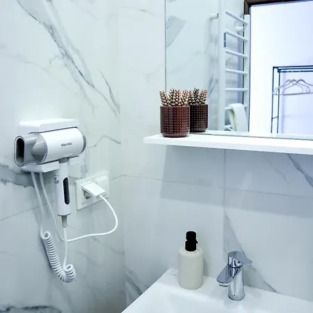 Cozy Corner בית הארחה *